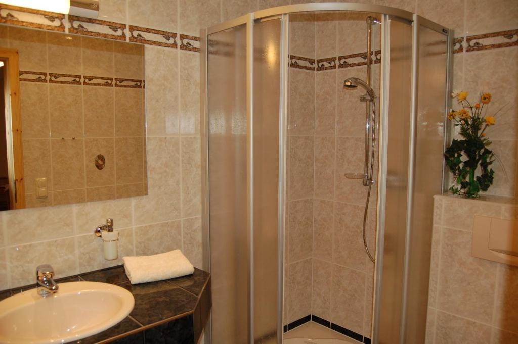 Appartementhaeuser Am Gothensee هيرينجسدورف الغرفة الصورة